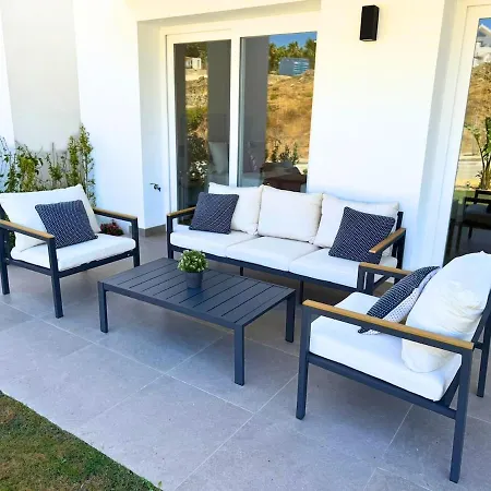 Apartmán Alcazaba Lagoon & Private Costa Del Sol *