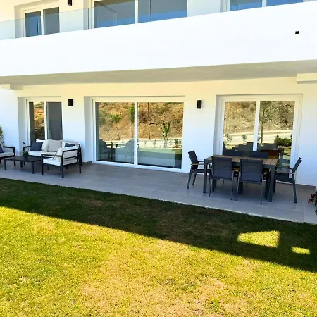 Apartmán Alcazaba Lagoon & Private Costa Del Sol *