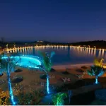 Alcazaba Lagoon & Private Costa Del Sol Apartment
