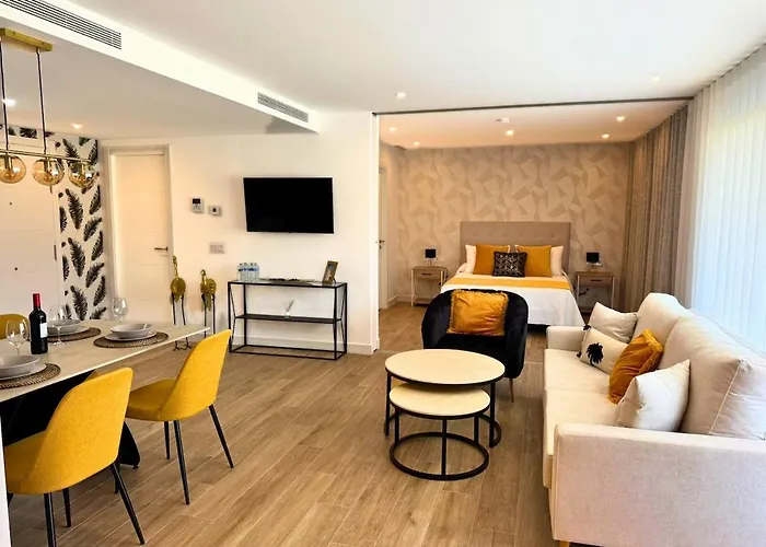 Alcazaba Lagoon & Private Costa Del Sol *